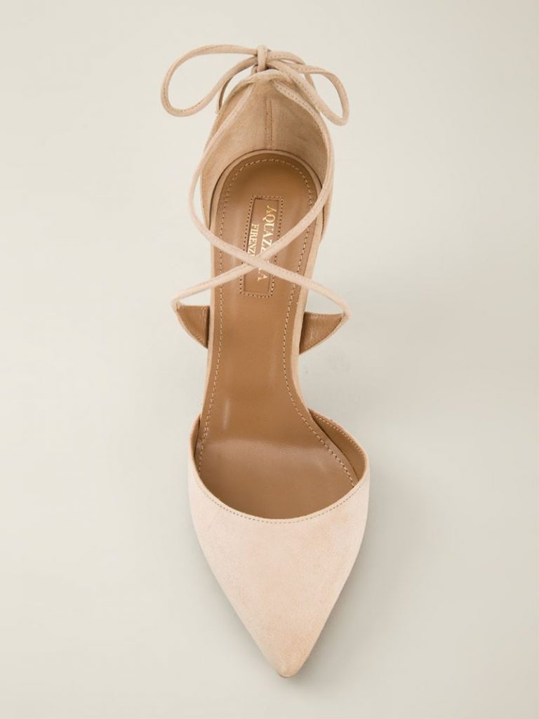 Aquazzura Matilde pumps in nude suede worn by Meghan MArkle